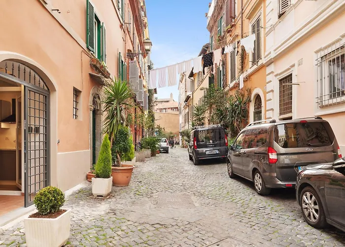 Leopardo Boutique In Trastevere Rome