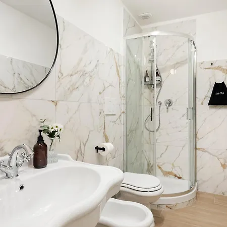 Leopardo Boutique In Trastevere Rom